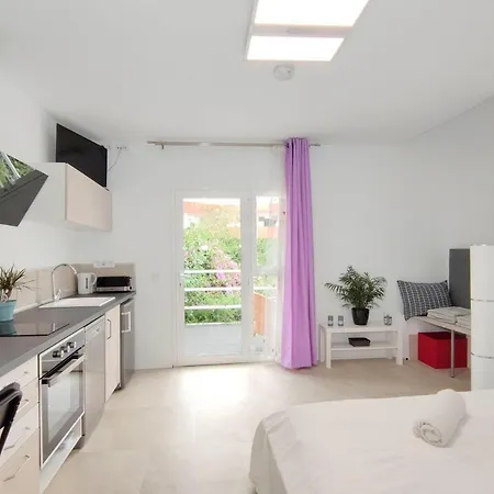 Fantastico-3-top-studio-zentrum-puerto-de-la-cruz-teneriffa-300-meter-zum-meer Appartement *